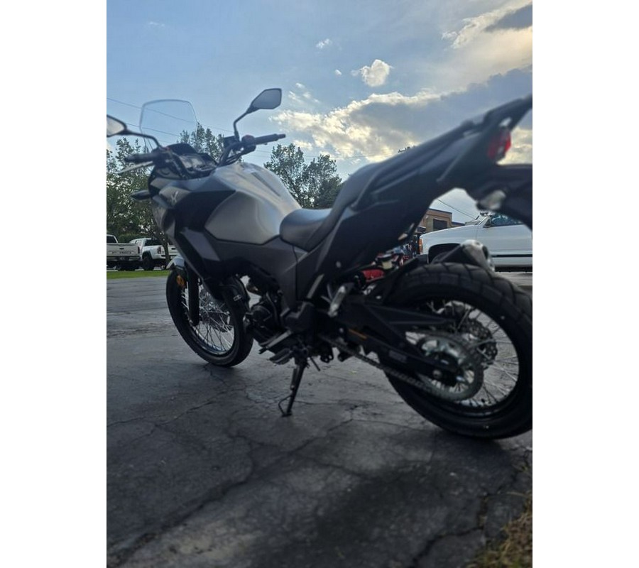 2026 Kawasaki Versys®-X 300 ABS