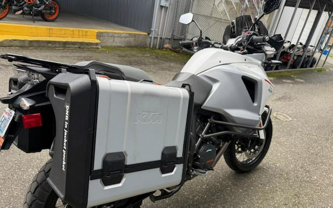 2016 KTM 1290 SUPER ADVENTURE