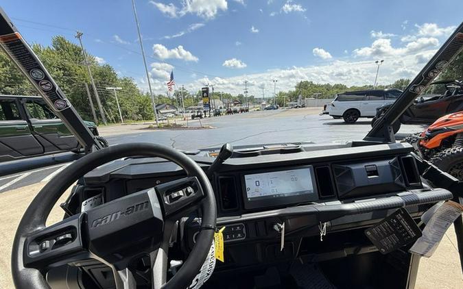 2026 Can-Am Defender XT HD11 With 10.25 In.Display