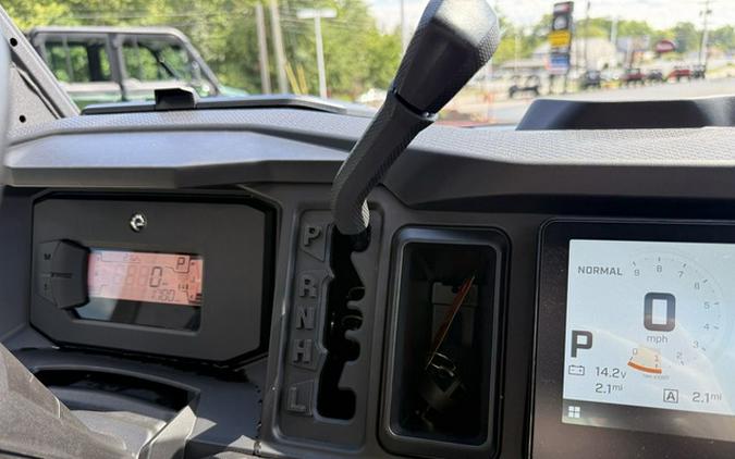 2026 Can-Am Defender XT HD11 With 10.25 In.Display