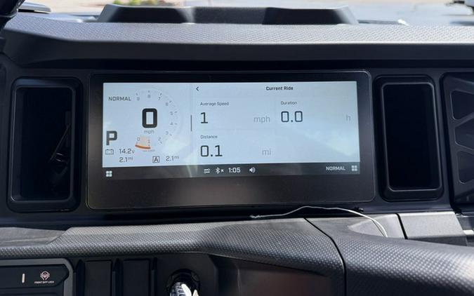 2026 Can-Am Defender XT HD11 With 10.25 In.Display