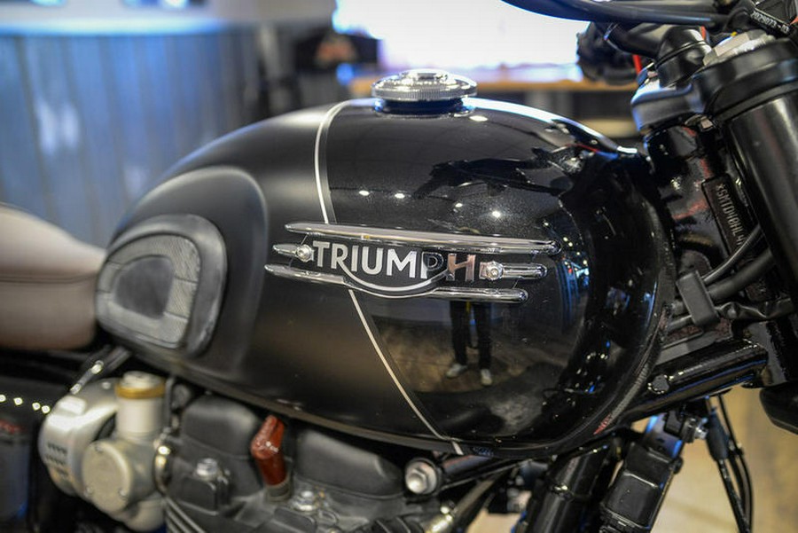 2023 Triumph Bonneville T120 Black Jet Black