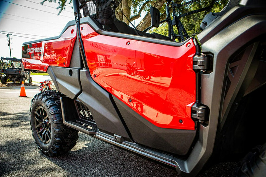 2024 Honda® Pioneer 1000 Deluxe