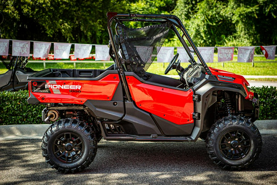 2024 Honda® Pioneer 1000 Deluxe