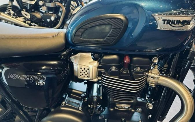 2023 Triumph Bonneville T100 (Chrome Edition)