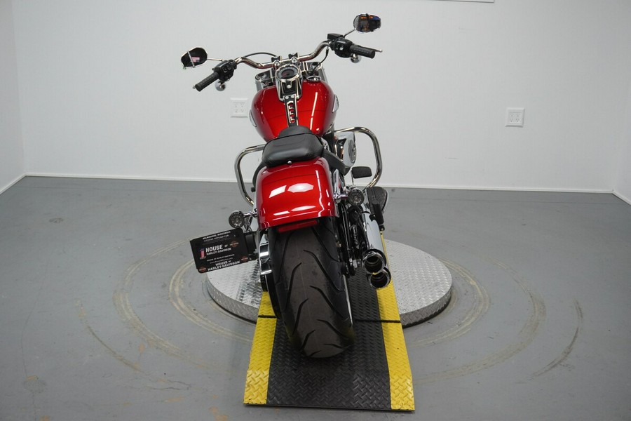 2026 Harley-Davidson® Fat Boy® Brilliant Red Chrome Trim