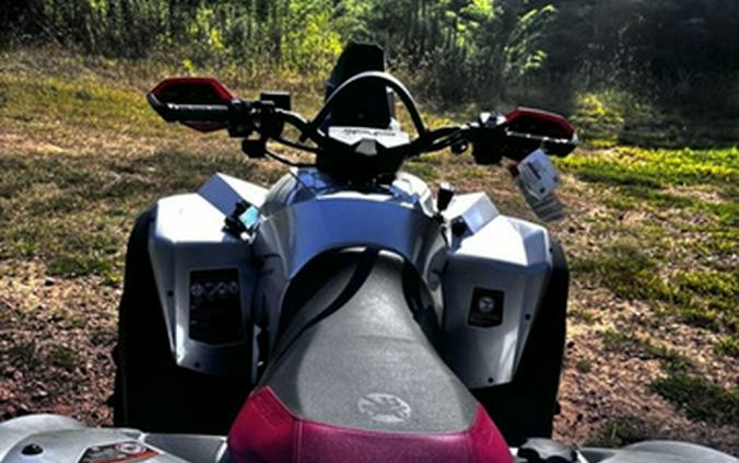 2026 Can-Am Renegade X Mr 1000 R Hyper Silver & Legion Red