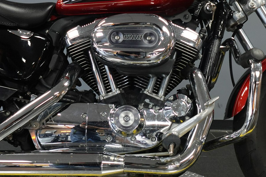 2013 Harley-Davidson 1200 Custom XL1200C