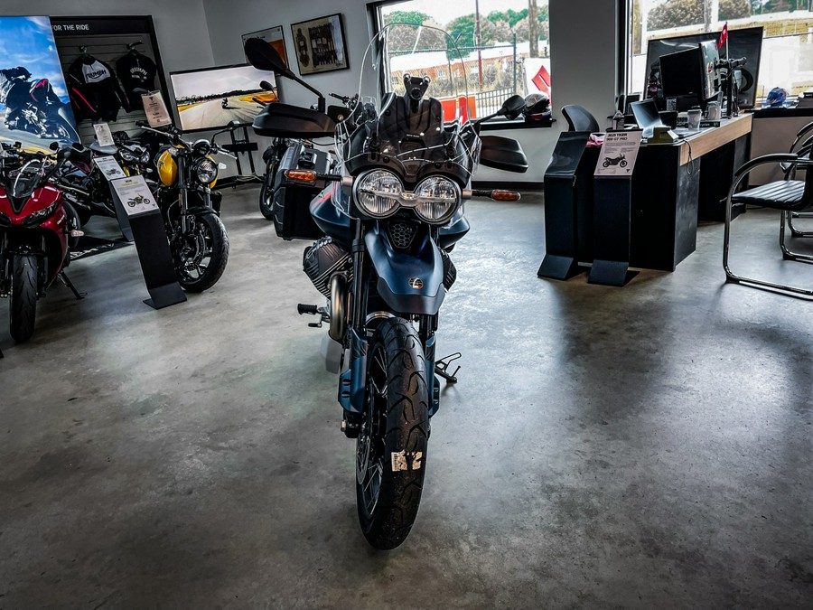 2027 MOTO GUZZI V85 TT TRAVEL