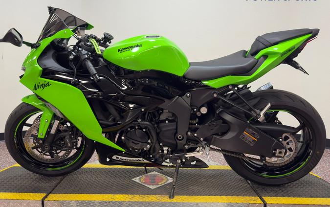 2025 KAWASAKI NINJA ZX-6R