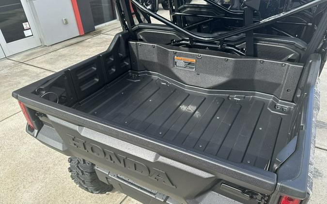 2025 Honda Pioneer 1000-6 Deluxe Crew TrueTimber Atera Camo Deluxe Crew