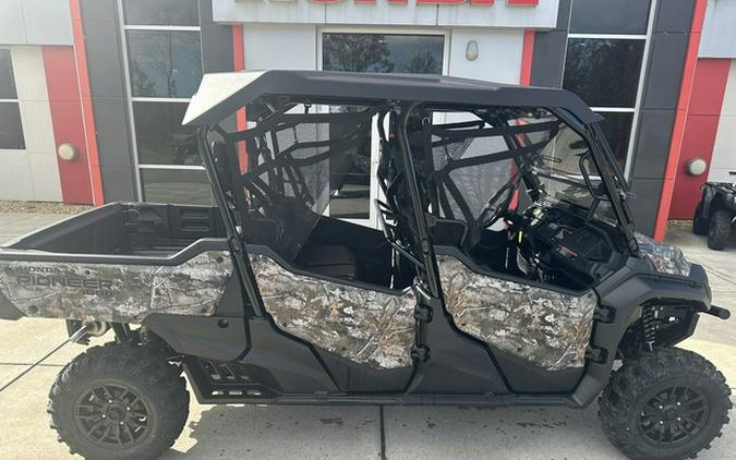 2025 Honda Pioneer 1000-6 Deluxe Crew TrueTimber Atera Camo Deluxe Crew