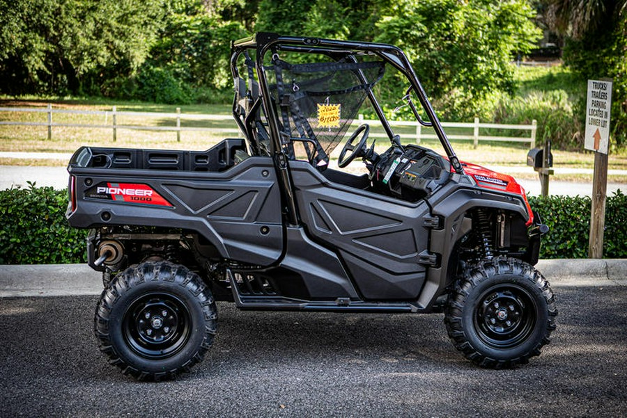 2024 Honda® Pioneer 1000