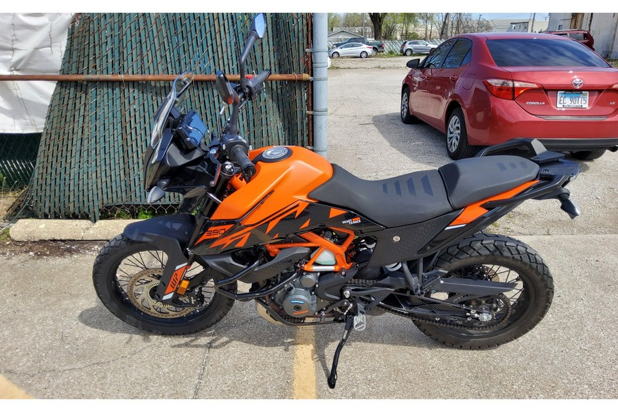 2023 KTM ADVENTURE 390