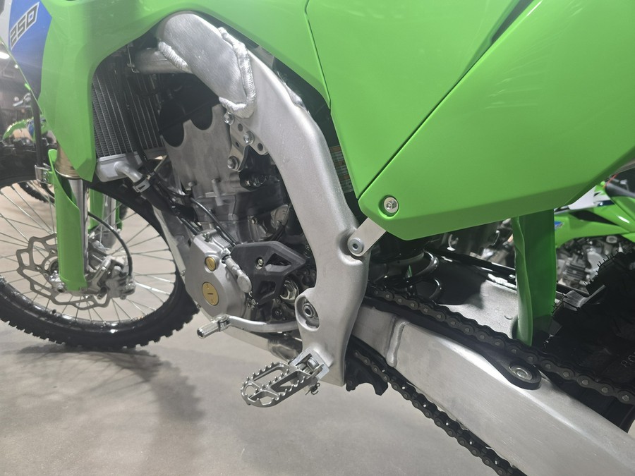 2026 Kawasaki KX™250