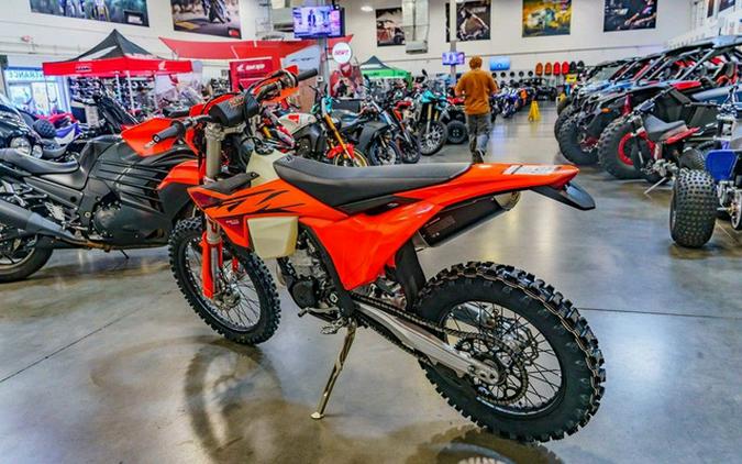 2026 KTM 450 XCF-W 450 F-W