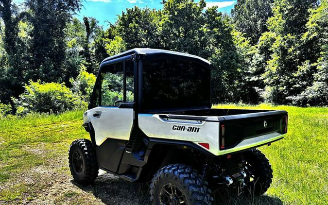 2026 Can-Am Defender Limited HD11