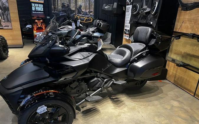 2023 Can-Am Spyder F3 Limited Dark Wheels