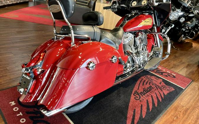 2014 Indian Motorcycle® Chieftain™ Indian Motorcycle® Red