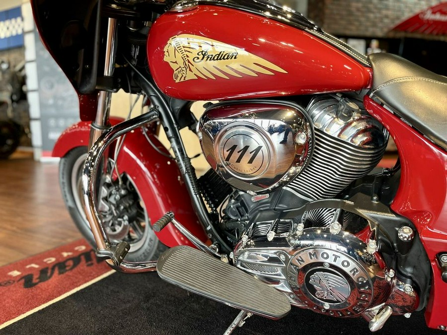 2014 Indian Motorcycle® Chieftain™ Indian Motorcycle® Red