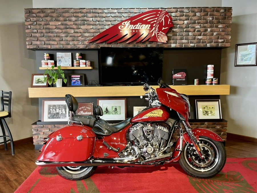 2014 Indian Motorcycle® Chieftain™ Indian Motorcycle® Red