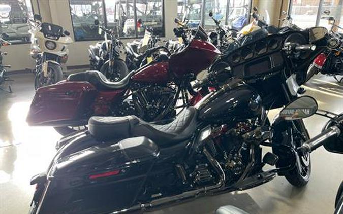 2022 Harley-Davidson CVO™ Street Glide®