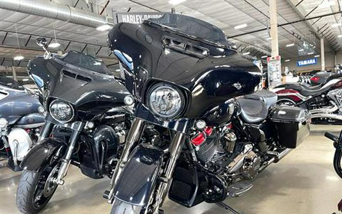 2022 Harley-Davidson CVO™ Street Glide®