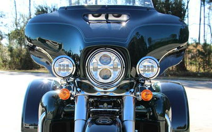 2024 Harley-Davidson® FLHTCUTG - Tri Glide® Ultra