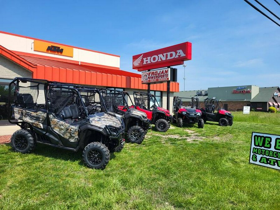 2023 Honda® Pioneer 1000-5