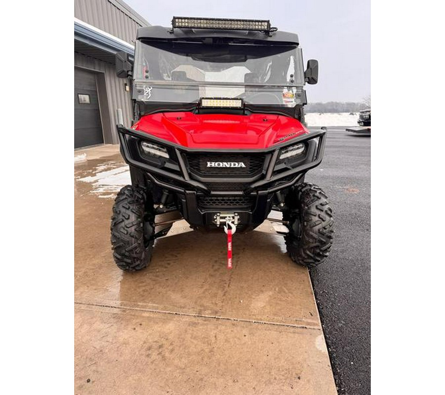 2016 Honda® Pioneer 1000 EPS