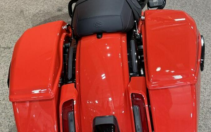 2026 Harley-Davidson® Road Glide® Blood Orange Black Trim