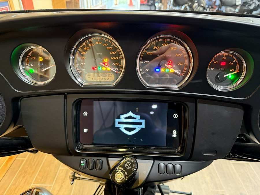 2025 Harley-Davidson Tri Glide® Ultra