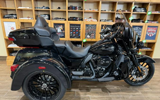 2025 Harley-Davidson Tri Glide® Ultra