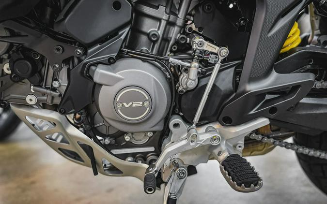 2026 DUCATI DSX