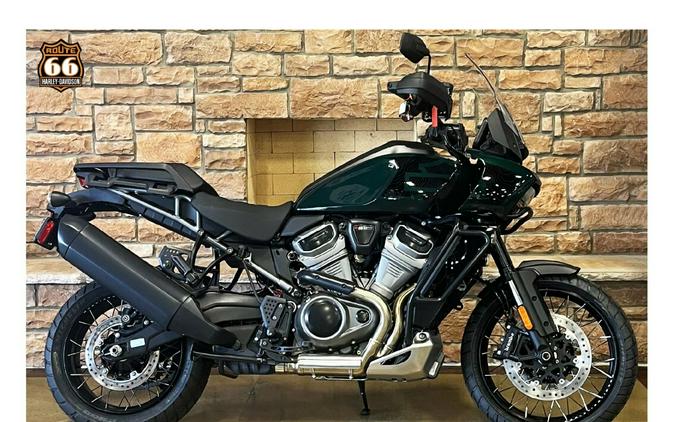 2024 Harley-Davidson Pan America™ 1250 Special ALPINE GREEN