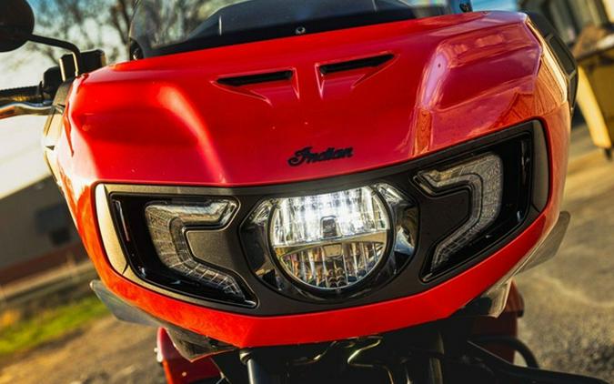 2022 Indian Challenger Dark Horse