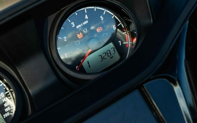 2022 Indian Challenger Dark Horse