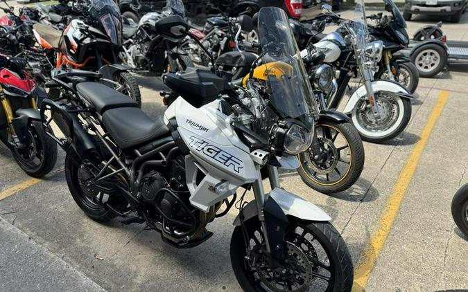 2018 Triumph Tiger 800 XRT Crystal White