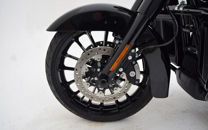 2025 Harley-Davidson FLHTCUTG - Tri Glide Ultra