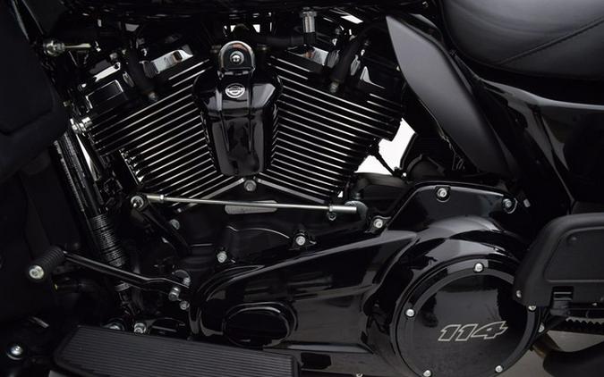 2025 Harley-Davidson FLHTCUTG - Tri Glide Ultra