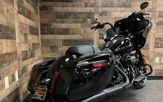 2024 Harley-Davidson Road Glide® Vivid Black - Black Finish FLTRX