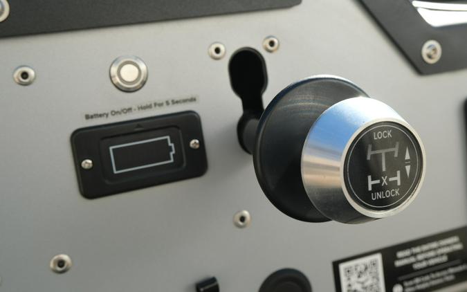 2025 LANDMASTER AMP STANDARD CAB CLASSIC EDITION