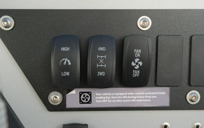 2025 LANDMASTER AMP STANDARD CAB CLASSIC EDITION