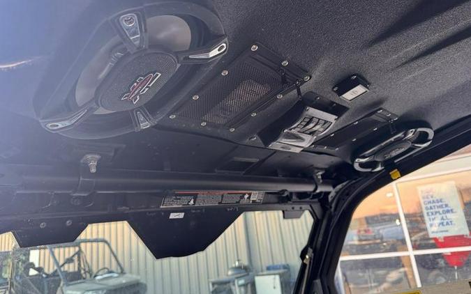 2020 Polaris® GENERAL® 4 1000 EPS Deluxe