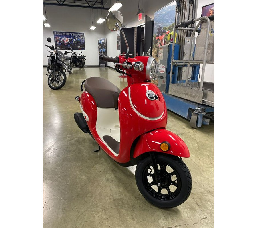 2026 Honda Metropolitan Base