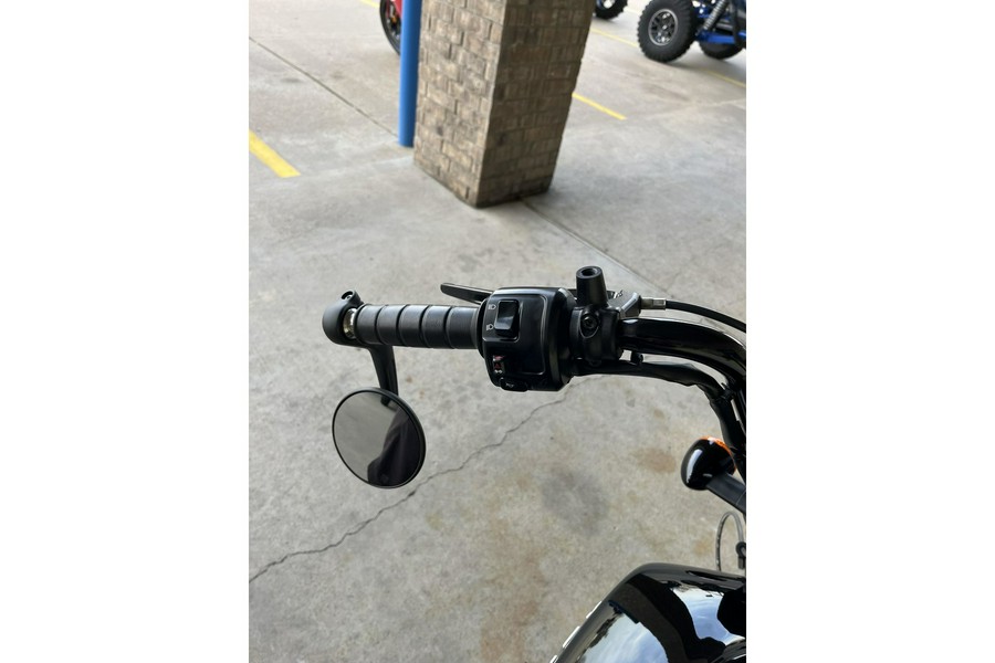 2022 Indian Motorcycle Scout Rogue