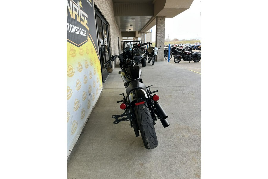 2022 Indian Motorcycle Scout Rogue