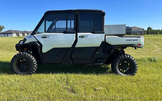2026 Can-Am Defender MAX Limited HD11