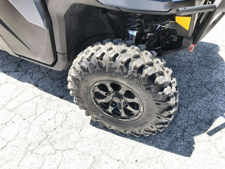 2026 Can-Am® Defender PRO Limited HD10