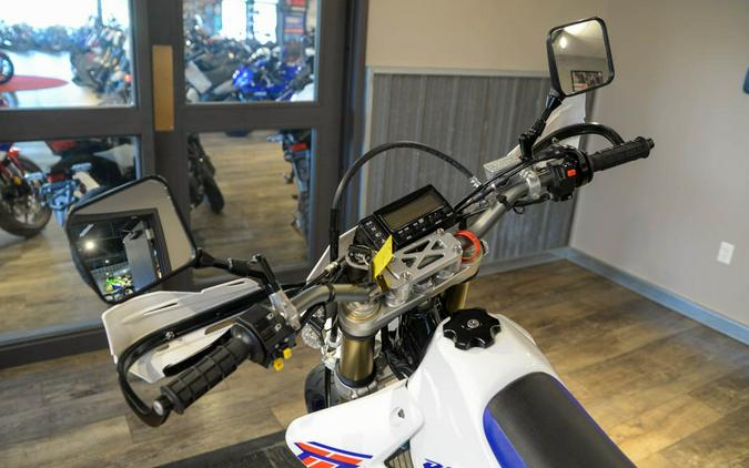 2023 Suzuki DR-Z400SM